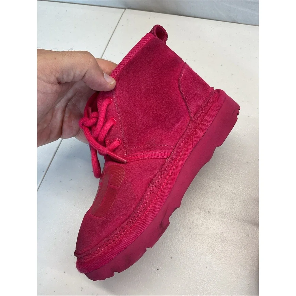 Ugg Australia Kids Hot‎ Pink Neumel II Lace Up  Boots Shoes Sz 13 Girls Logo